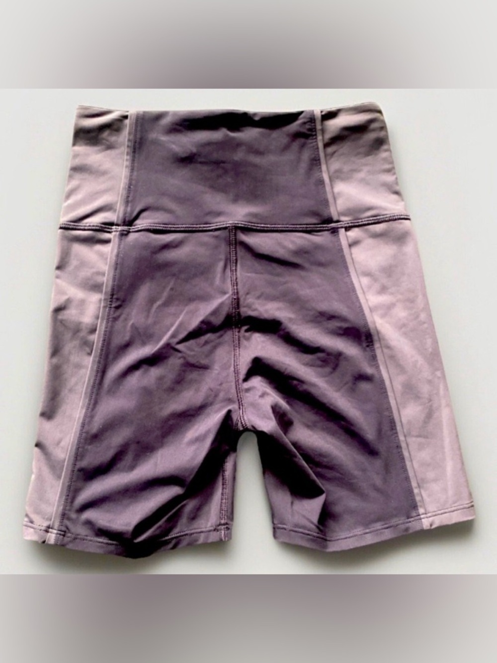 Size 4 Lululemon Hike to Swim High Rise Short 6" Black And Grey